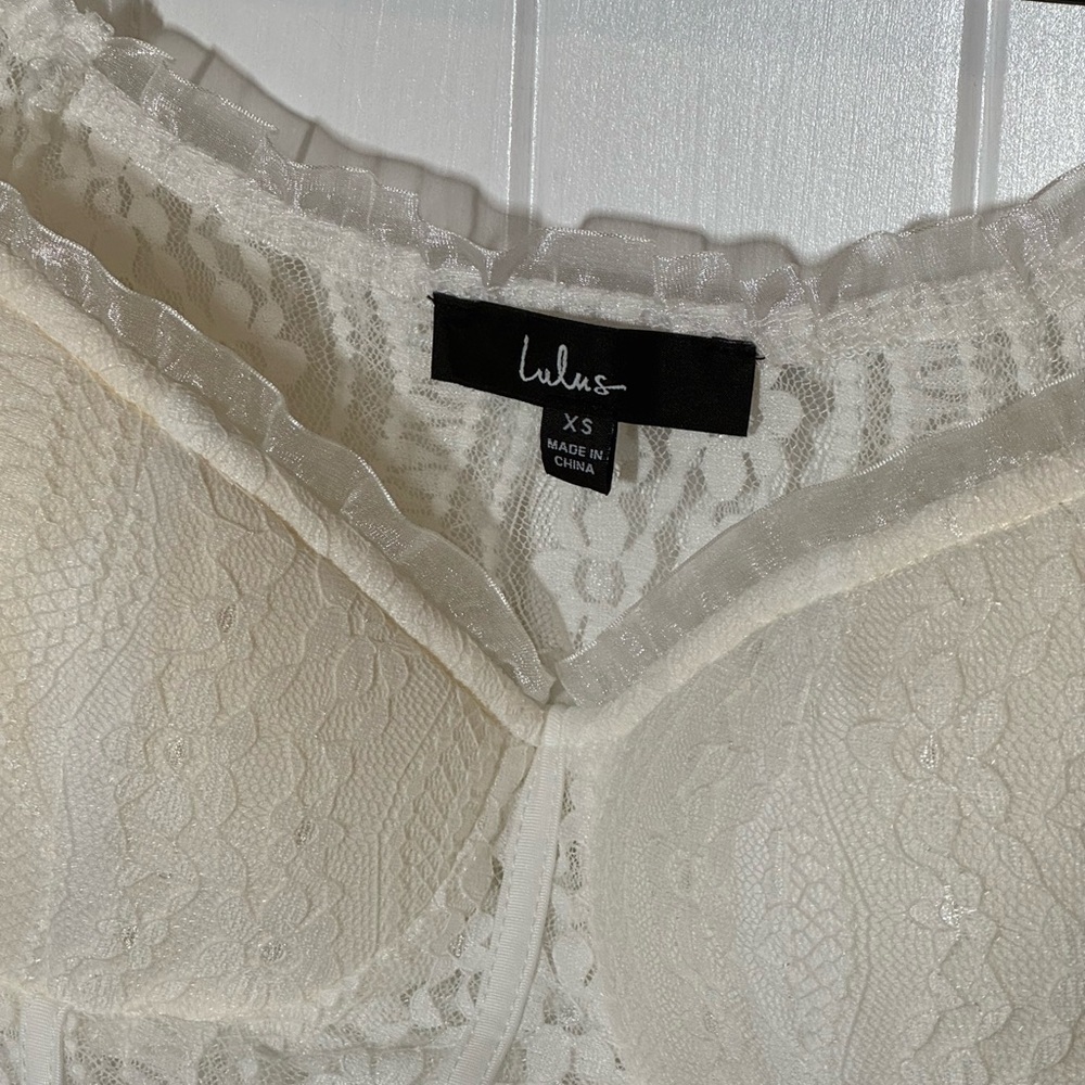 Lulu's White Puff Sleeve Ruffled Blouse - Picture 4 of 5